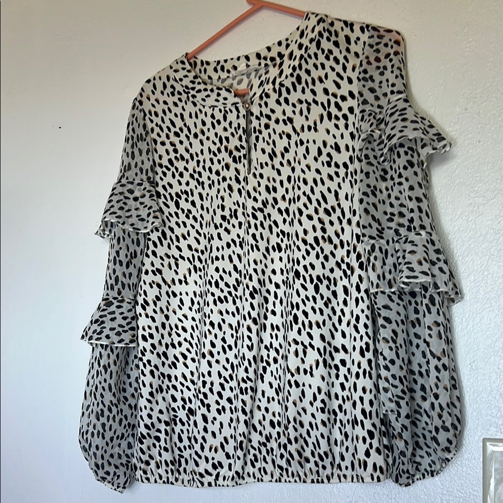 Perseption Concept  Stylish Women's Top key hole animal print  ruffle L
